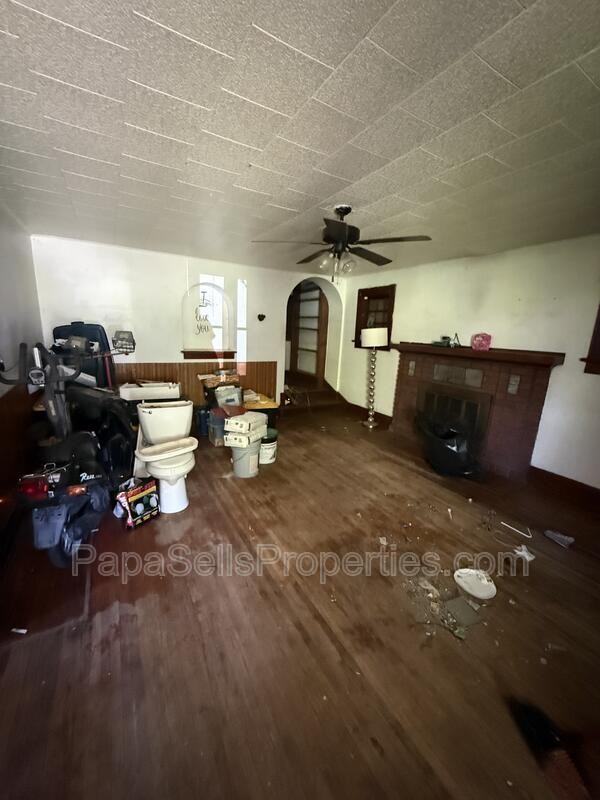 1665 N Union St - Photo 5 of 20