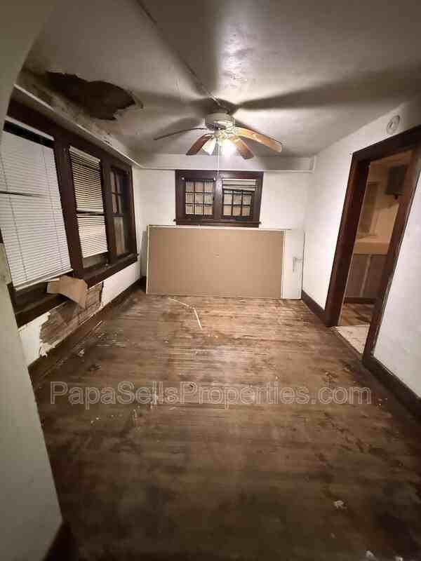 1665 N Union St - Photo 6 of 20