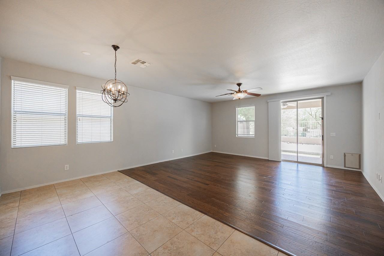 1861 E Patrick Ln - Photo 5 of 38