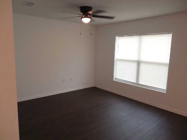 10311 Usher St - Photo 6 of 19