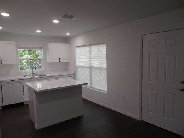 10313 Usher St - Photo 4 of 19