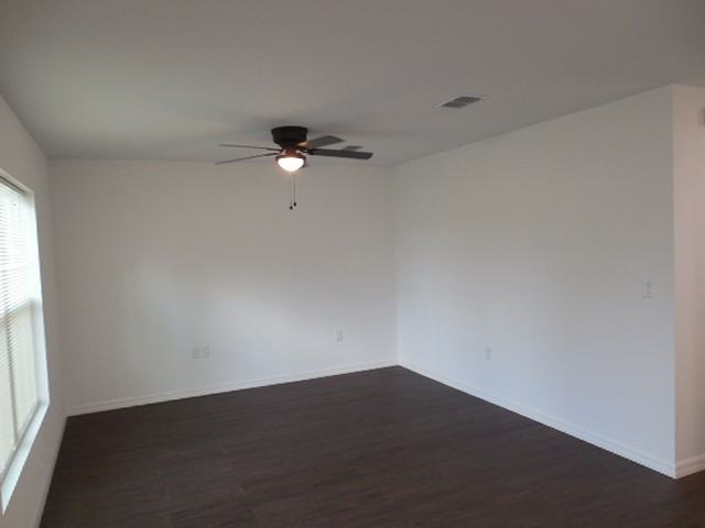 10313 Usher St - Photo 7 of 19