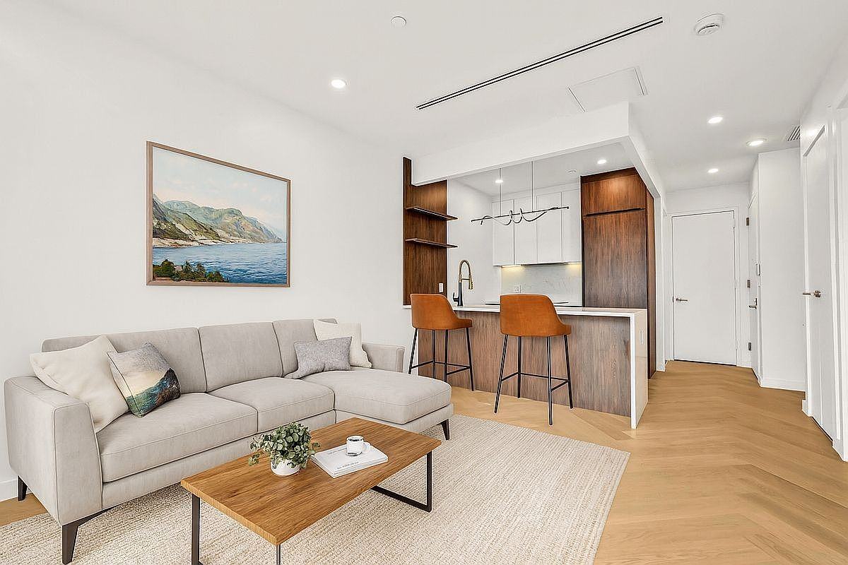 90 Herbert St #2B - Photo 3 of 10