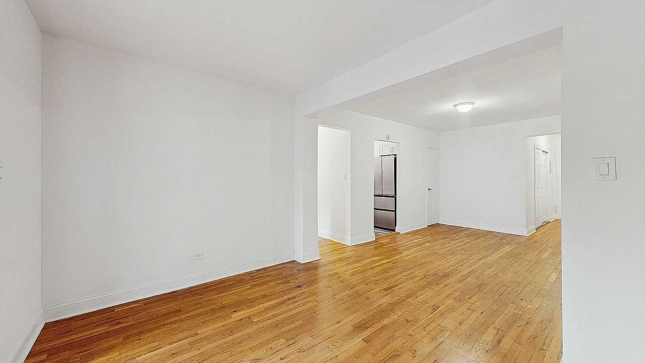 282 E 35th St #4W - Photo 3 of 11