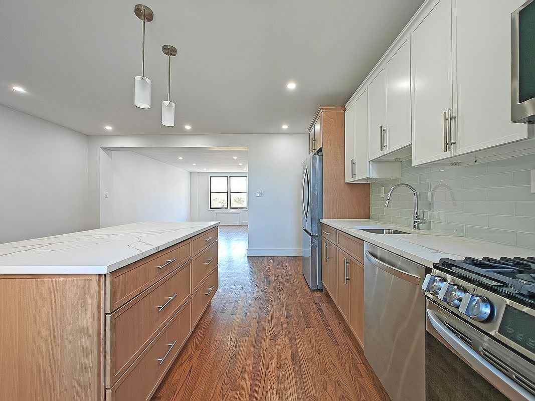2781 Ocean Ave #4K - Photo 4 of 11