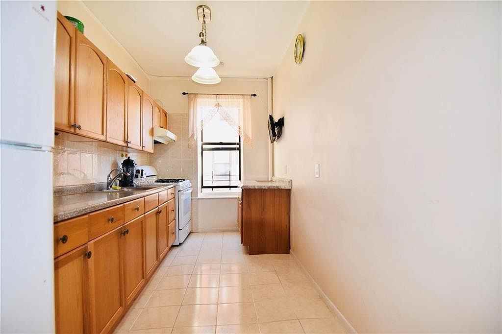 2940 Ocean Ave #A9 - Photo 5 of 9
