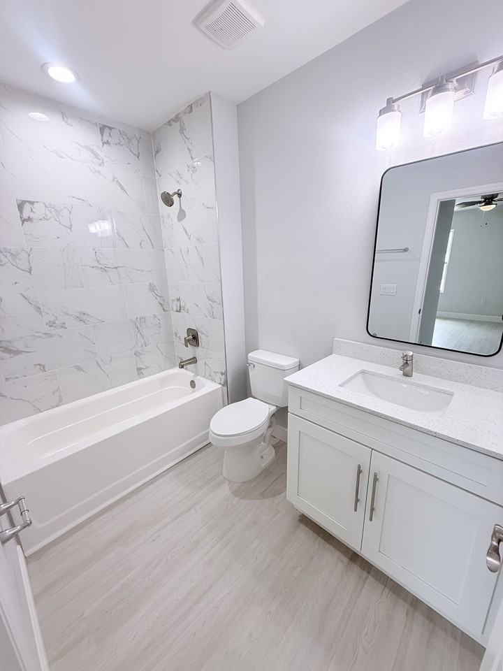 11225 Pendleton Ave - Photo 4 of 7