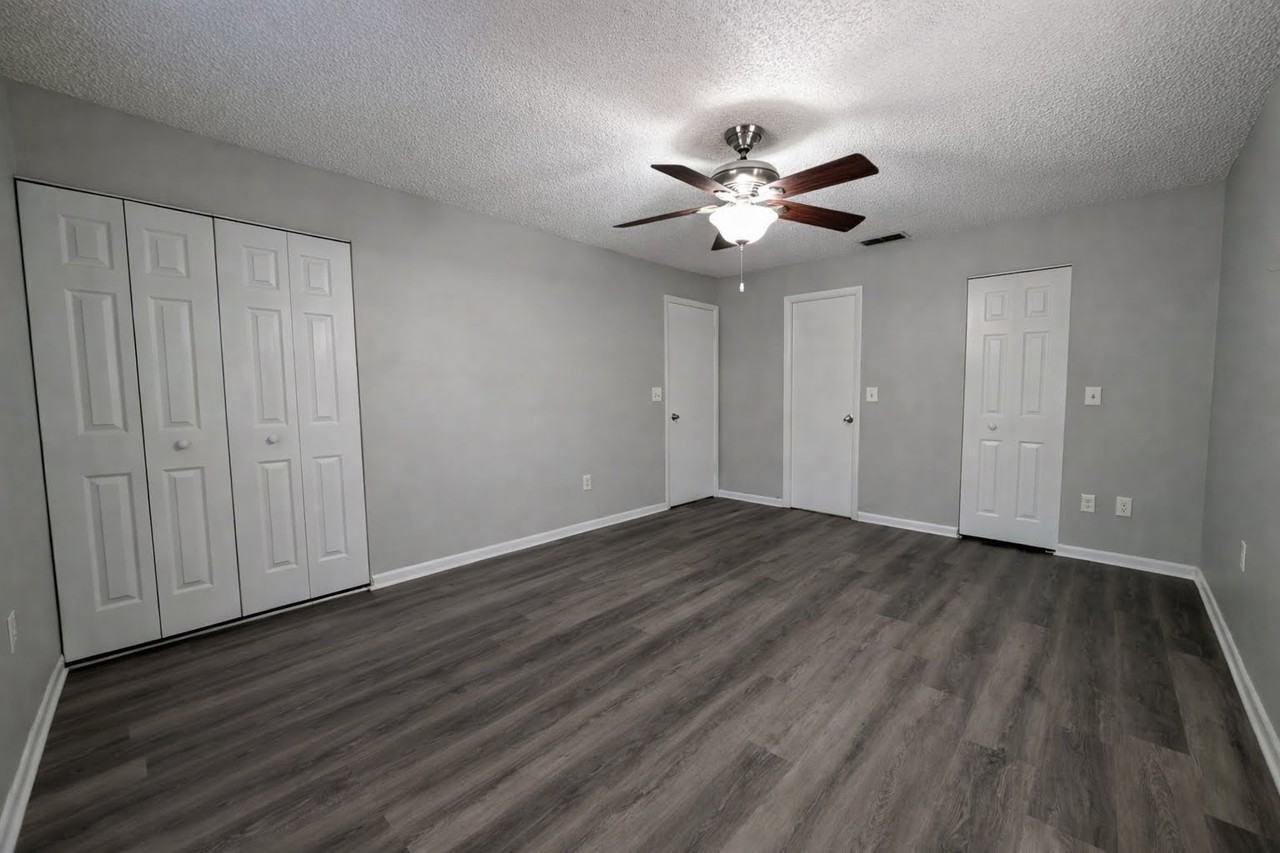 11511 Grove Ln - Photo 6 of 14