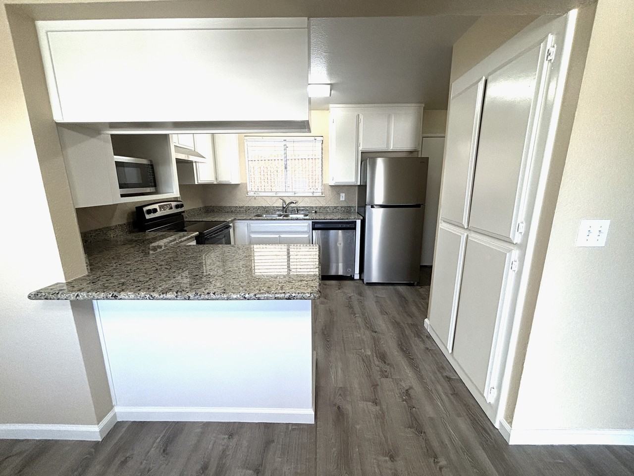 80 Portola Way #102 - Photo 6 of 22