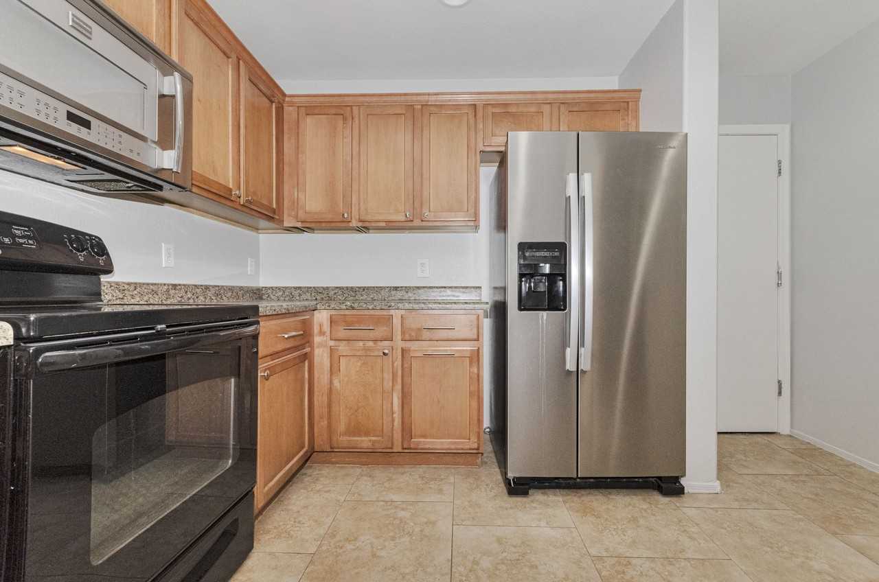 10552 E Pleasant Pasture Dr - Photo 3 of 25