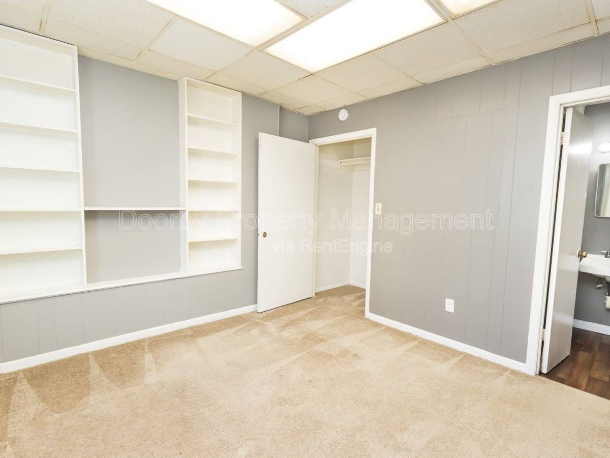 1202 Duncan Ave #1 - Photo 4 of 6