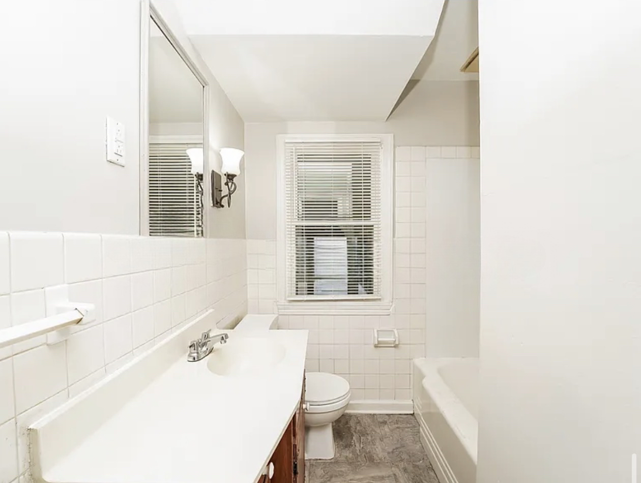 6903 Glenwood Ave - Photo 5 of 7