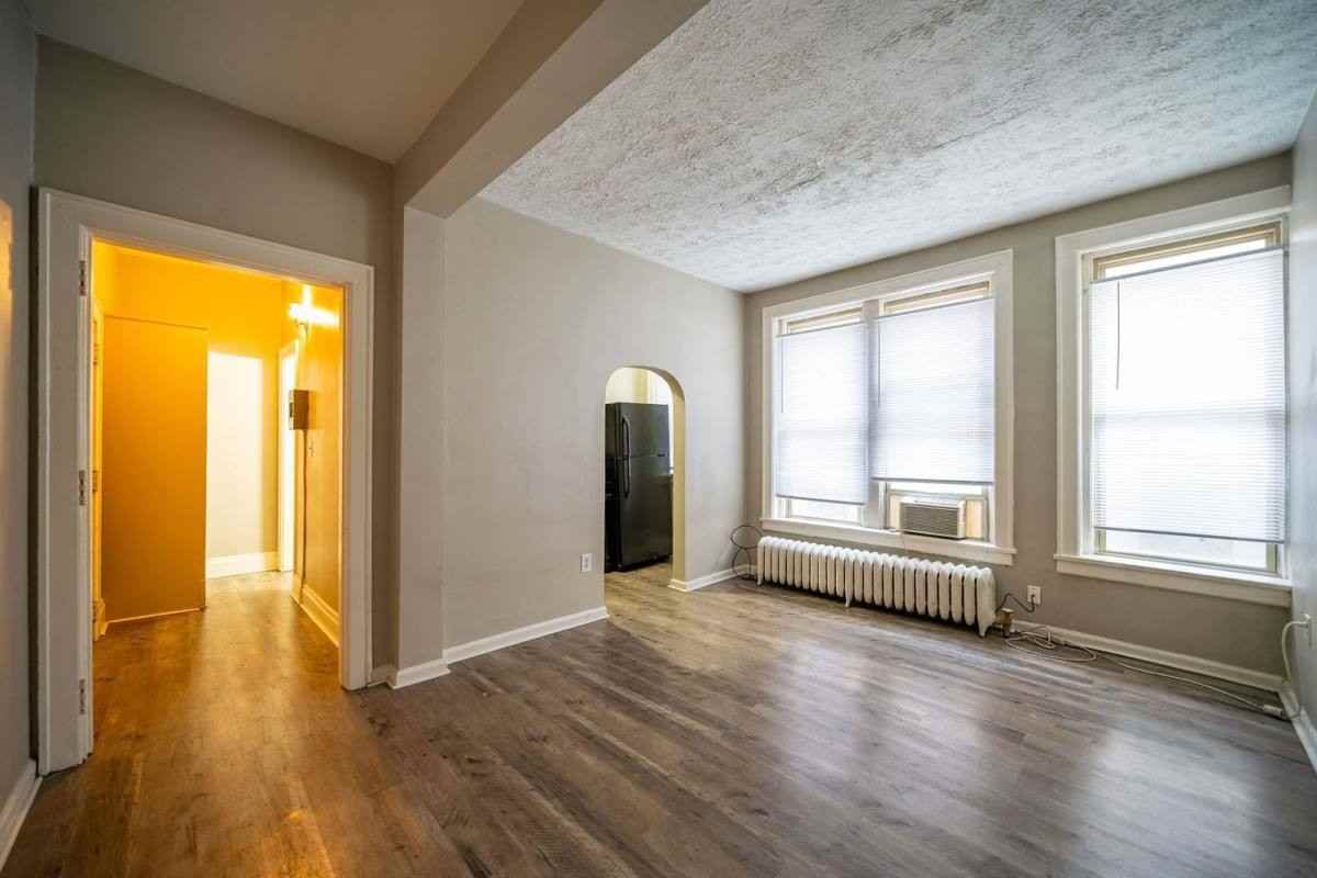 571 E Rich St #9 - Photo 2 of 10