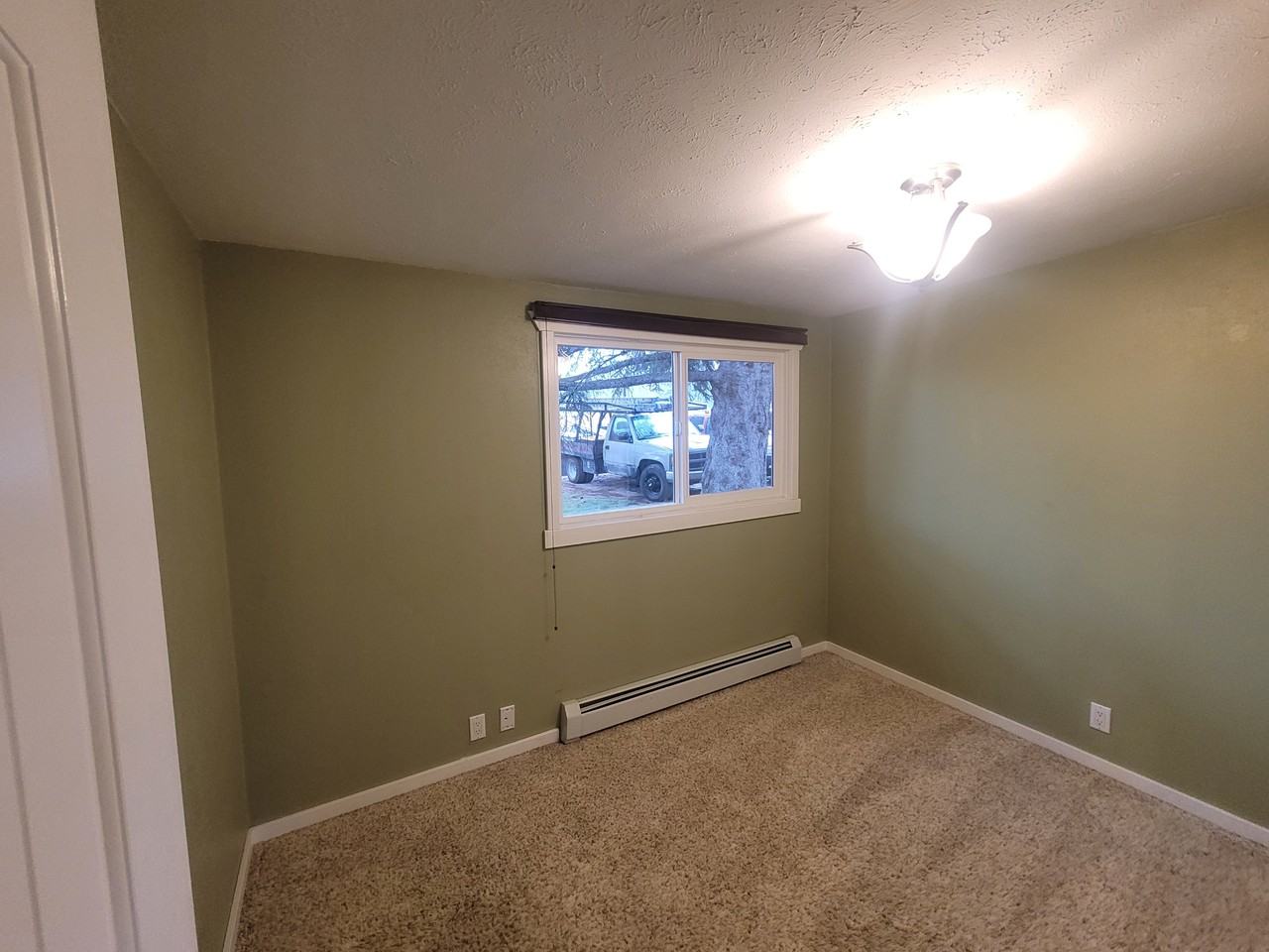 348 W Colorado St - Photo 6 of 15