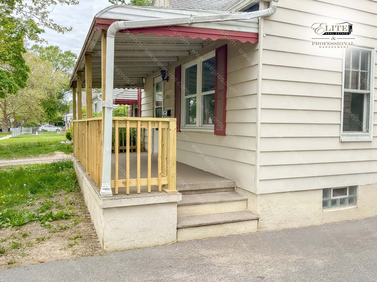 710 Huron St - Photo 2 of 30