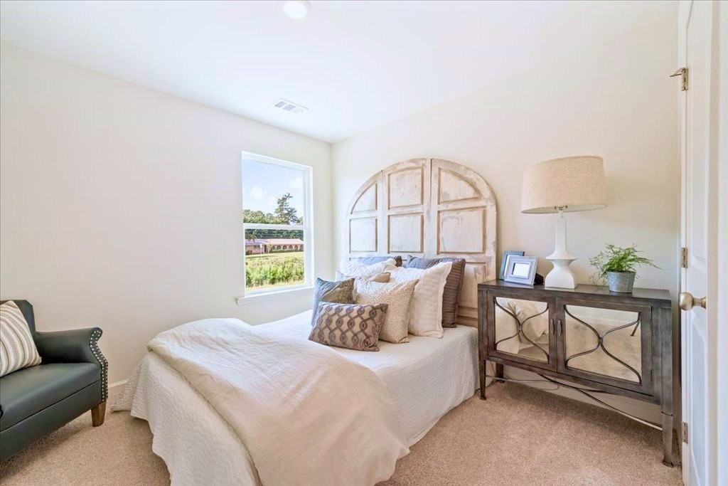 2024 Woodbine Way - Photo 5 of 17
