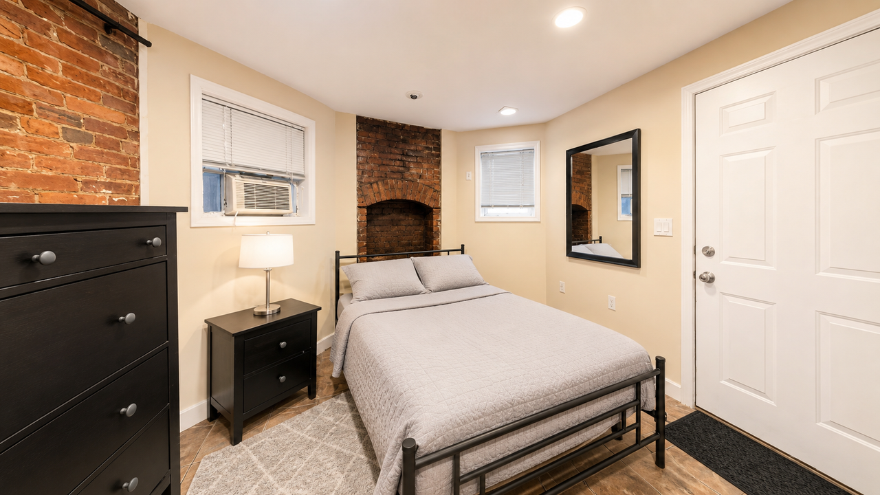 1447 W St Nw - Photo 7 of 7