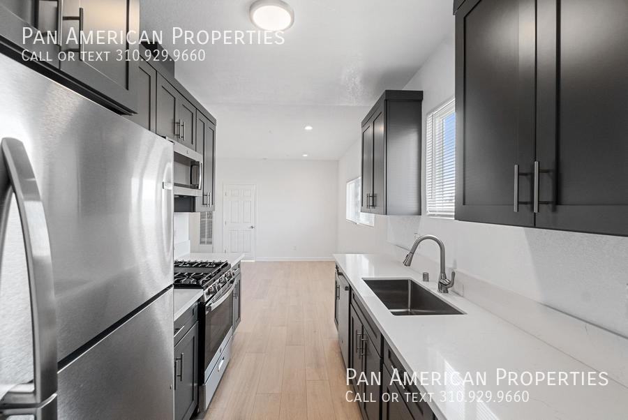 1224 Olive Ave - Photo 7 of 21