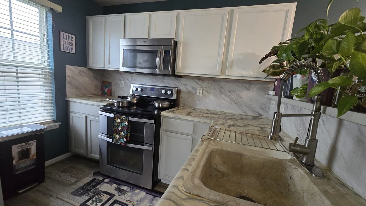 9201 Spring Creek Ln #9201 - Photo 7 of 24