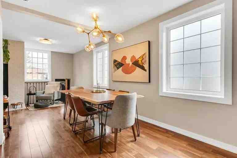 599 Royal York Rd - Photo 5 of 24