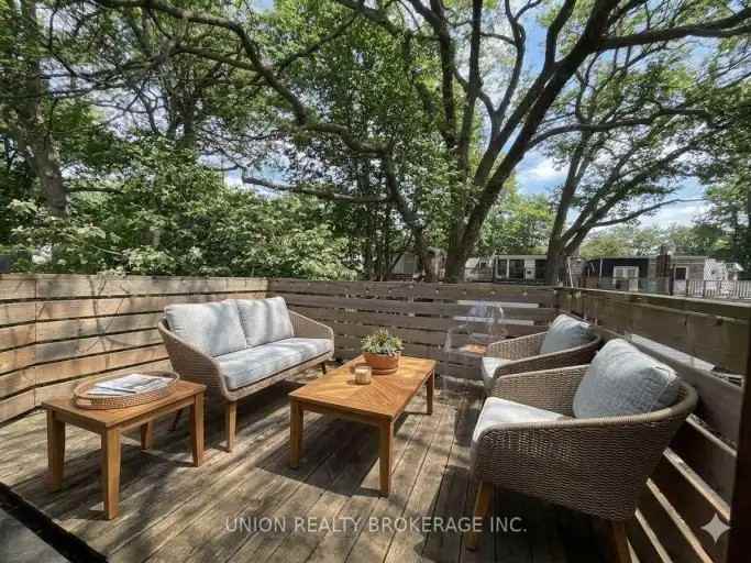33 Balsam Ave #2 - Photo 3 of 7