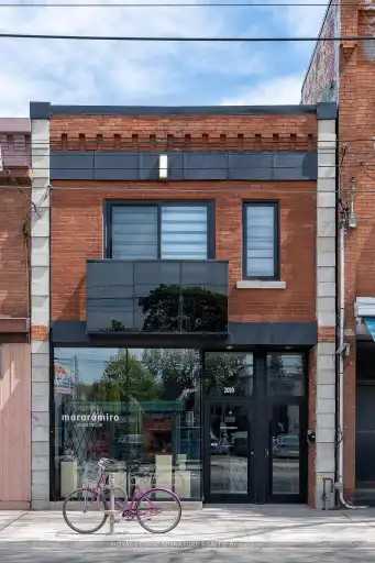 2090 Dundas St W #1A - Photo 5 of 13