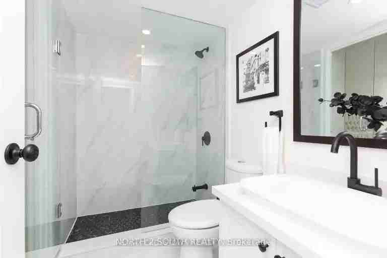 222 The Esplanade #913 - Photo 6 of 11