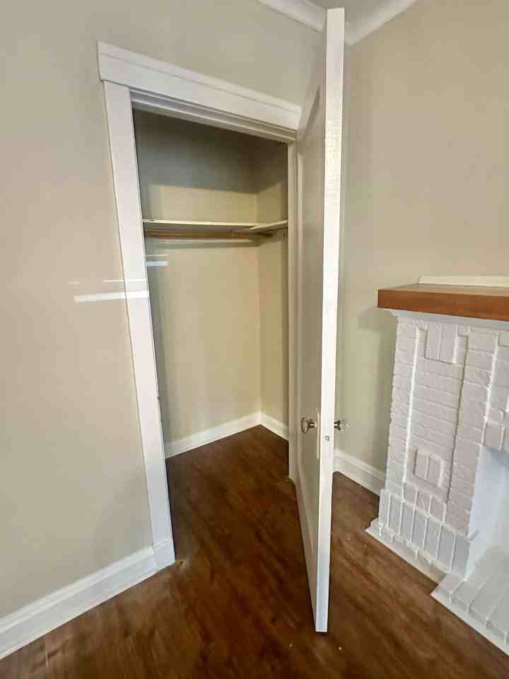 6554 N Ashland Ave #1st - Photo 2 of 12