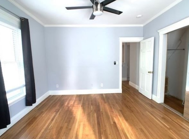 323 Bainbridge St #2 - Photo 6 of 22