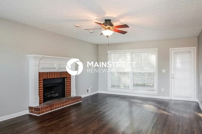 1301 Stone Bridge Ct Sw - Photo 5 of 18