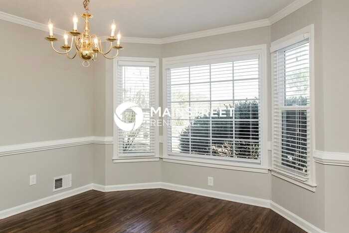 1301 Stone Bridge Ct Sw - Photo 6 of 18