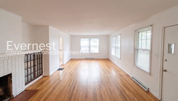 1125 Highland Dr - Photo 5 of 20