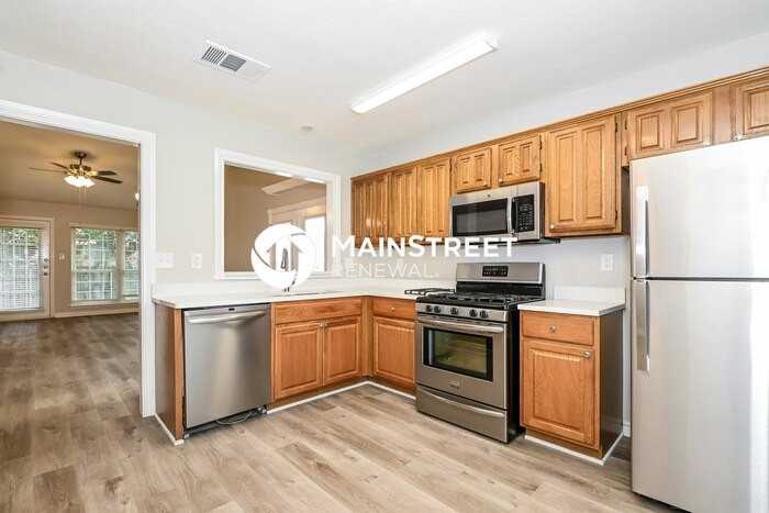 209 Wilshire Dr - Photo 7 of 16