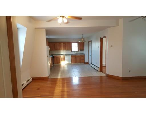 93 Pine St #2 - Photo 3 of 19