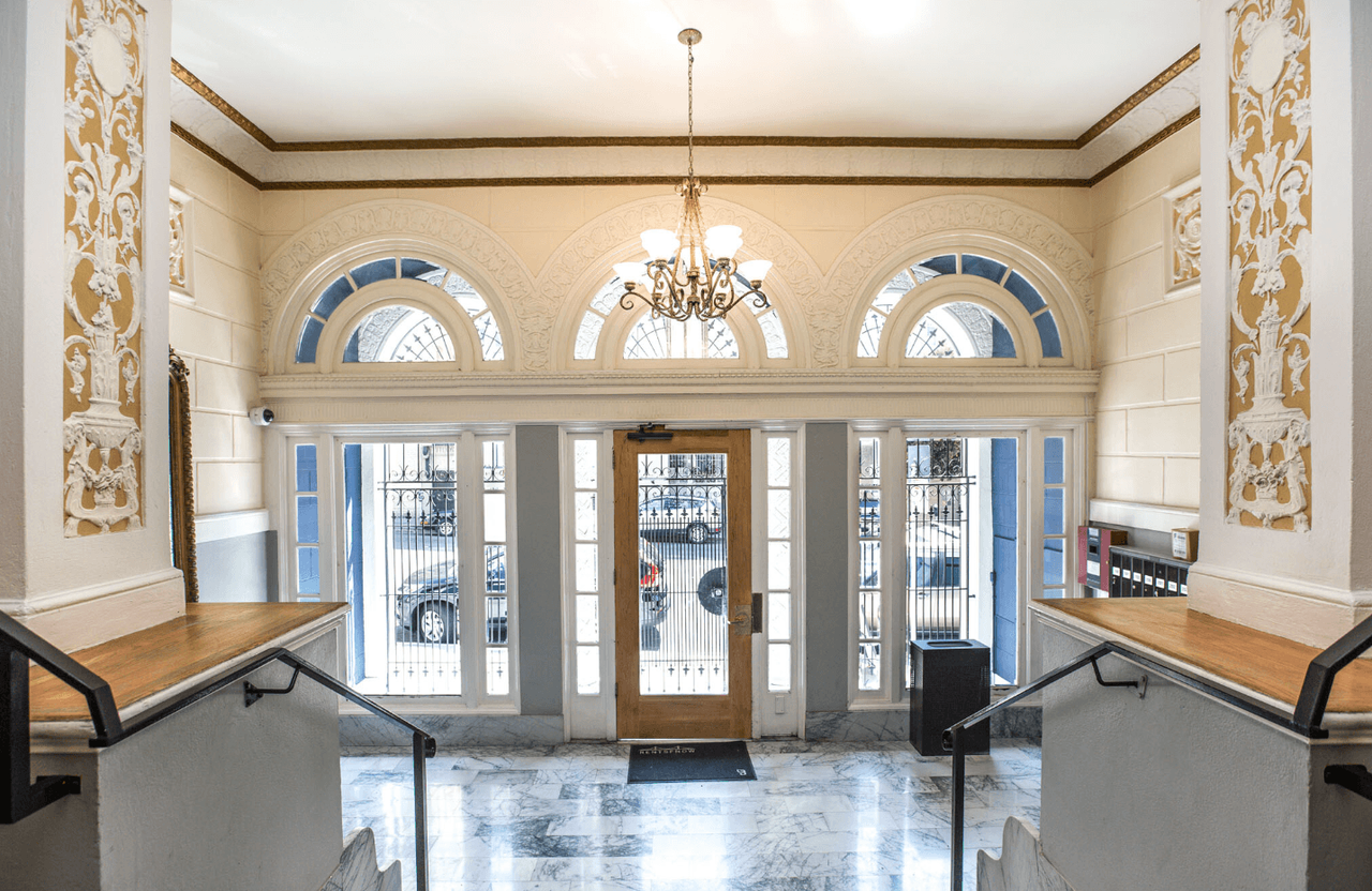 1126 Bush Street - Photo 4 of 6