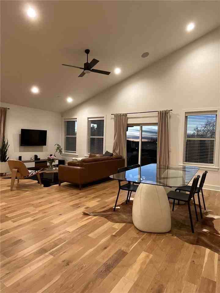 2364 N Freshwater Ave - Photo 4 of 16