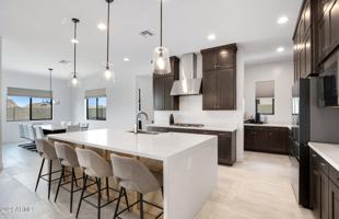 featured image of 812 E Summerside Rd