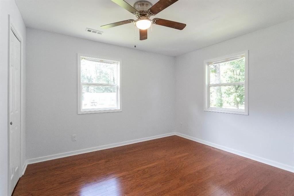 4144 Canby Ln - Photo 3 of 6
