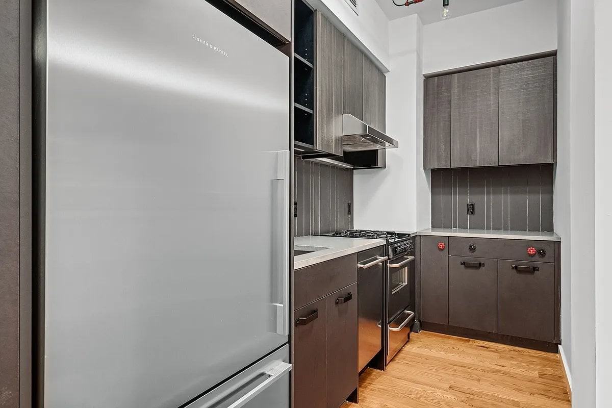 123 Melrose St #609 - Photo 5 of 10
