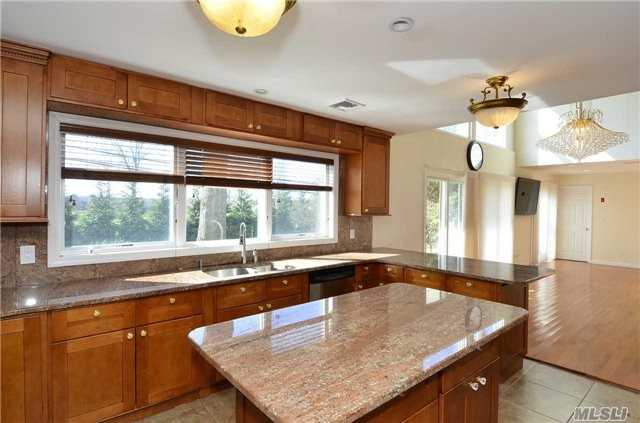 38 Wakefield Ave - Photo 3 of 20