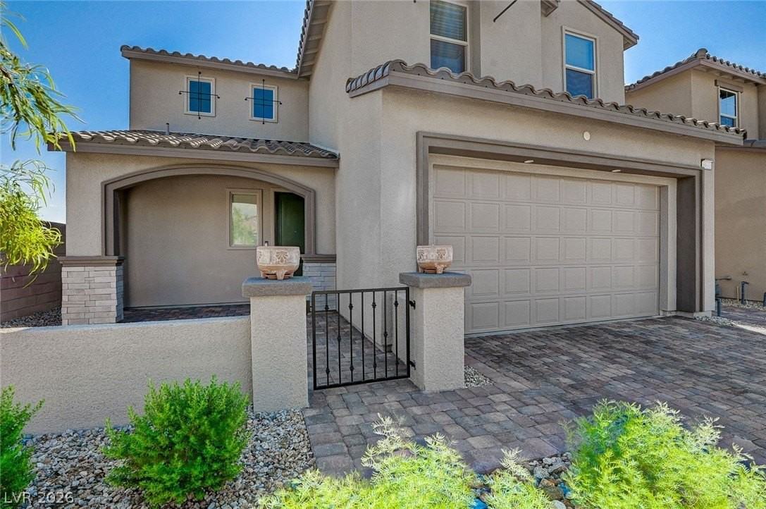 8832 Highland Skye Dr - Photo 4 of 49