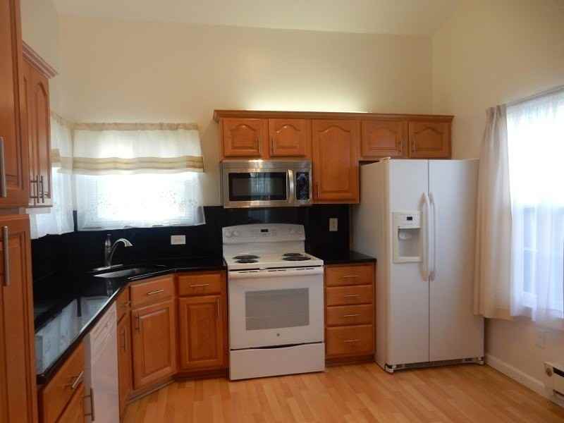 419 Cardinal Ln - Photo 2 of 24