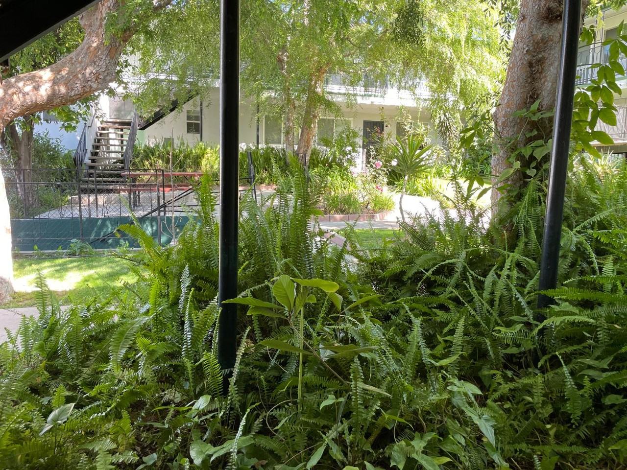 2707 Pomeroy Ave - Photo 3 of 3