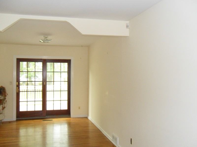 127 Butler Pkwy - Photo 3 of 9