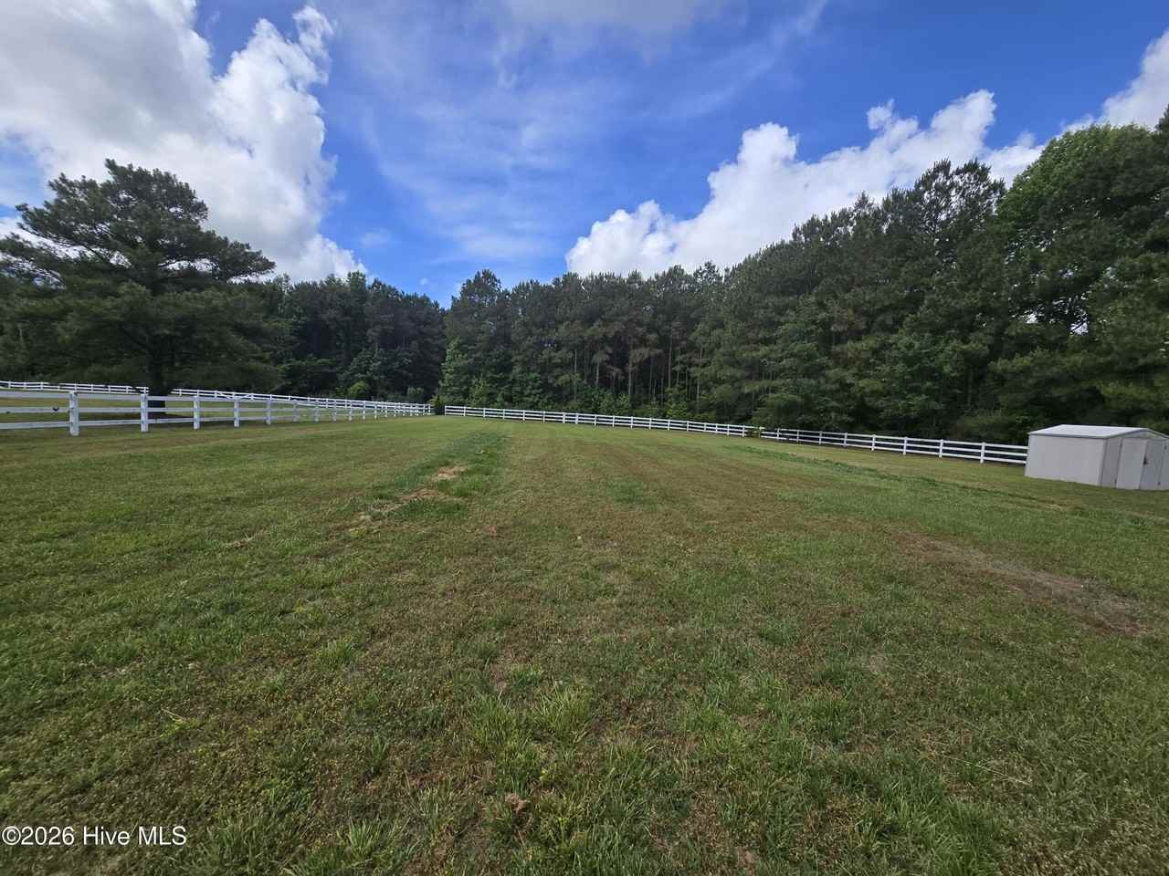 293 S Currituck Rd - Photo 2 of 3