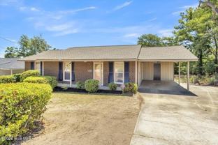 2240 Walden Dr - Photo 1 of 1