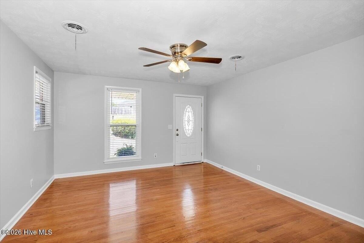 2240 Walden Dr - Photo 6 of 19