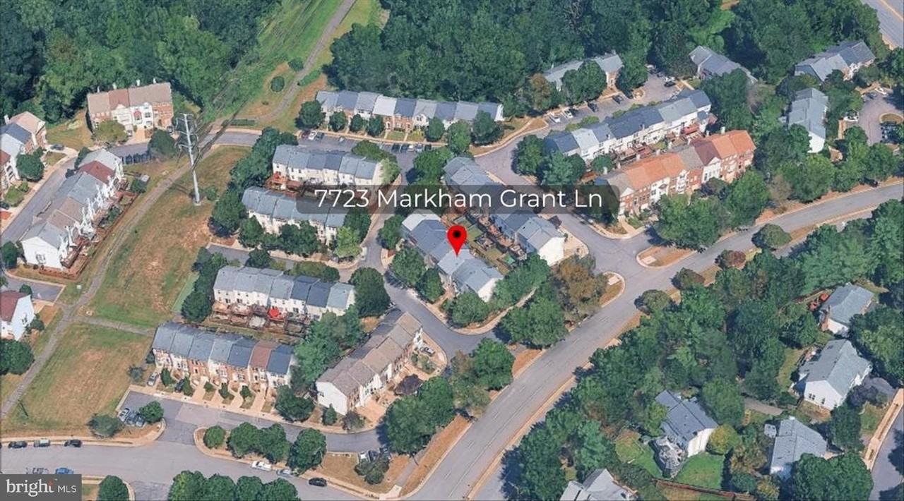 7723 Markham Grant Ln - Photo 3 of 44