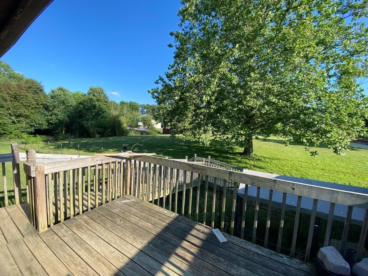 1819 Bishop Rd - Photo 6 of 35