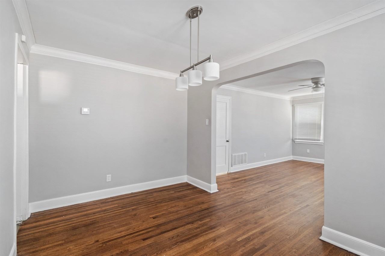 3753 Friar Tuck Rd - Photo 5 of 21